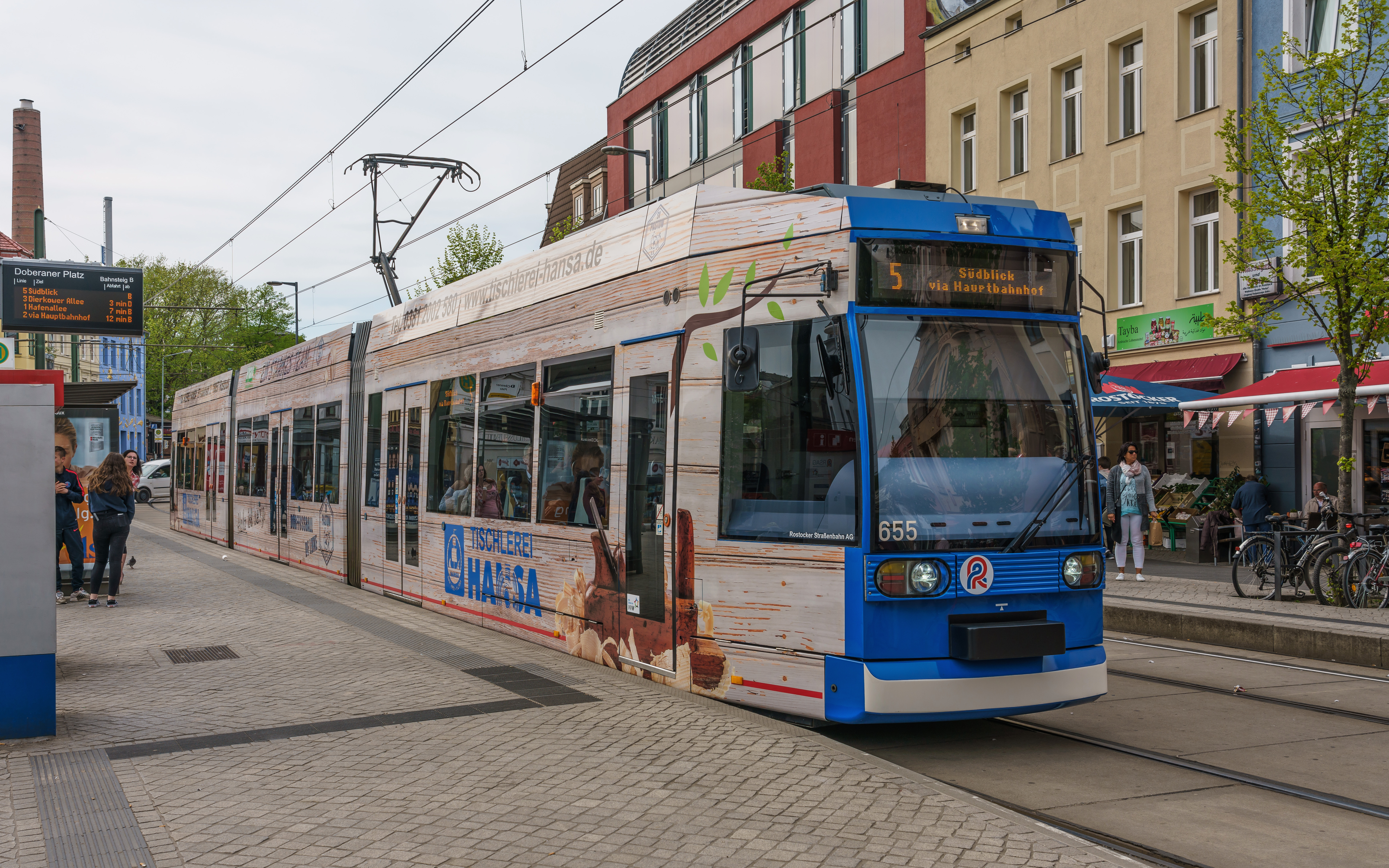 Pin Anstecker Straßenbahn Rostock blau Art 6200 Straßenbahnwagen Tram