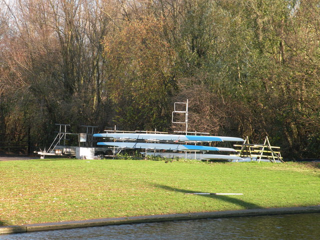 File:Rowing boats stacked by the Cam - geograph.org.uk - 1061160.jpg
