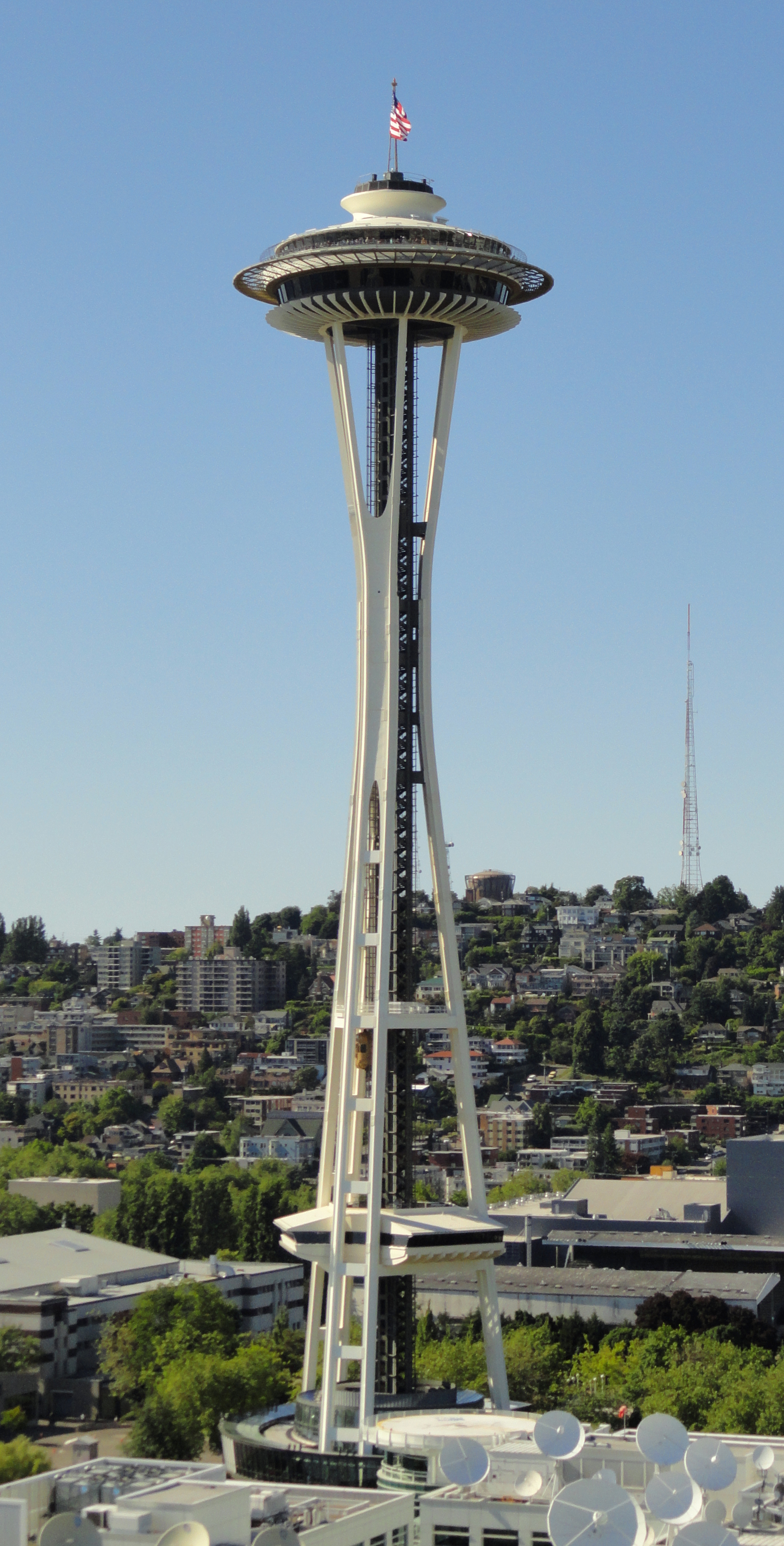 A Contemporary Picture (2003) of the Space Needle. 