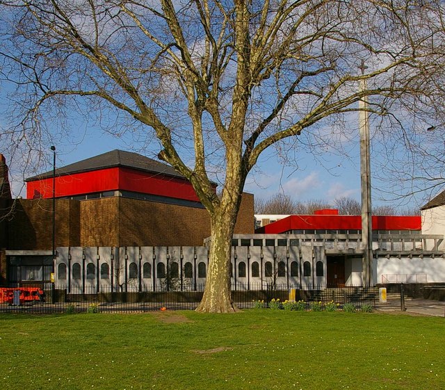 File:St Paul's Church, Station Road, Wood Green - geograph.org.uk - 370639.jpg