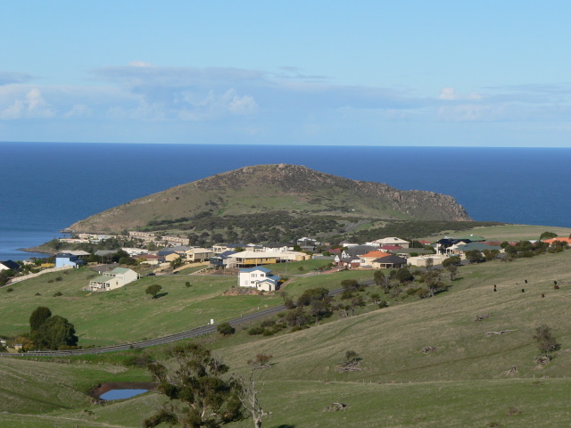 File:Victor Harbor Bluff 1.JPG