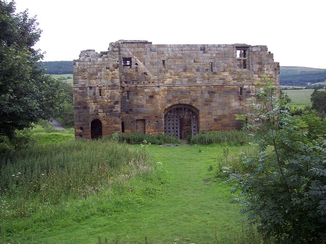 File:Whorlton Castle - geograph.org.uk - 517497.jpg