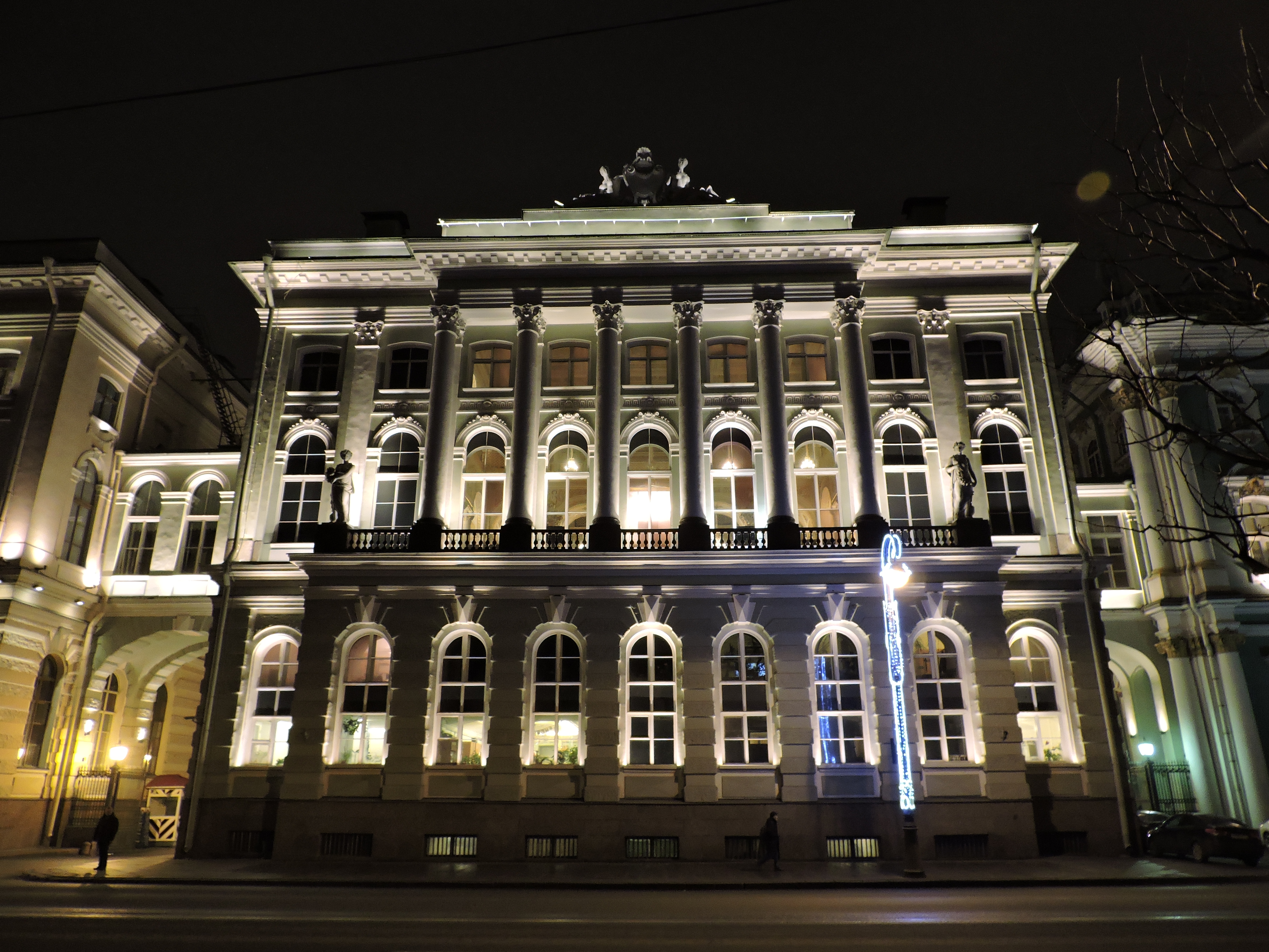 Малый эрмитаж в санкт петербурге фото