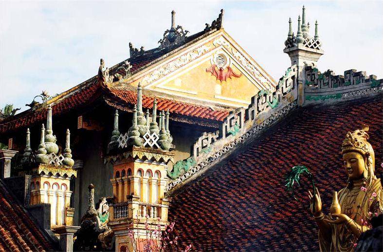 File:02-DU HANG PAGODA ARCHITECTURE.jpg