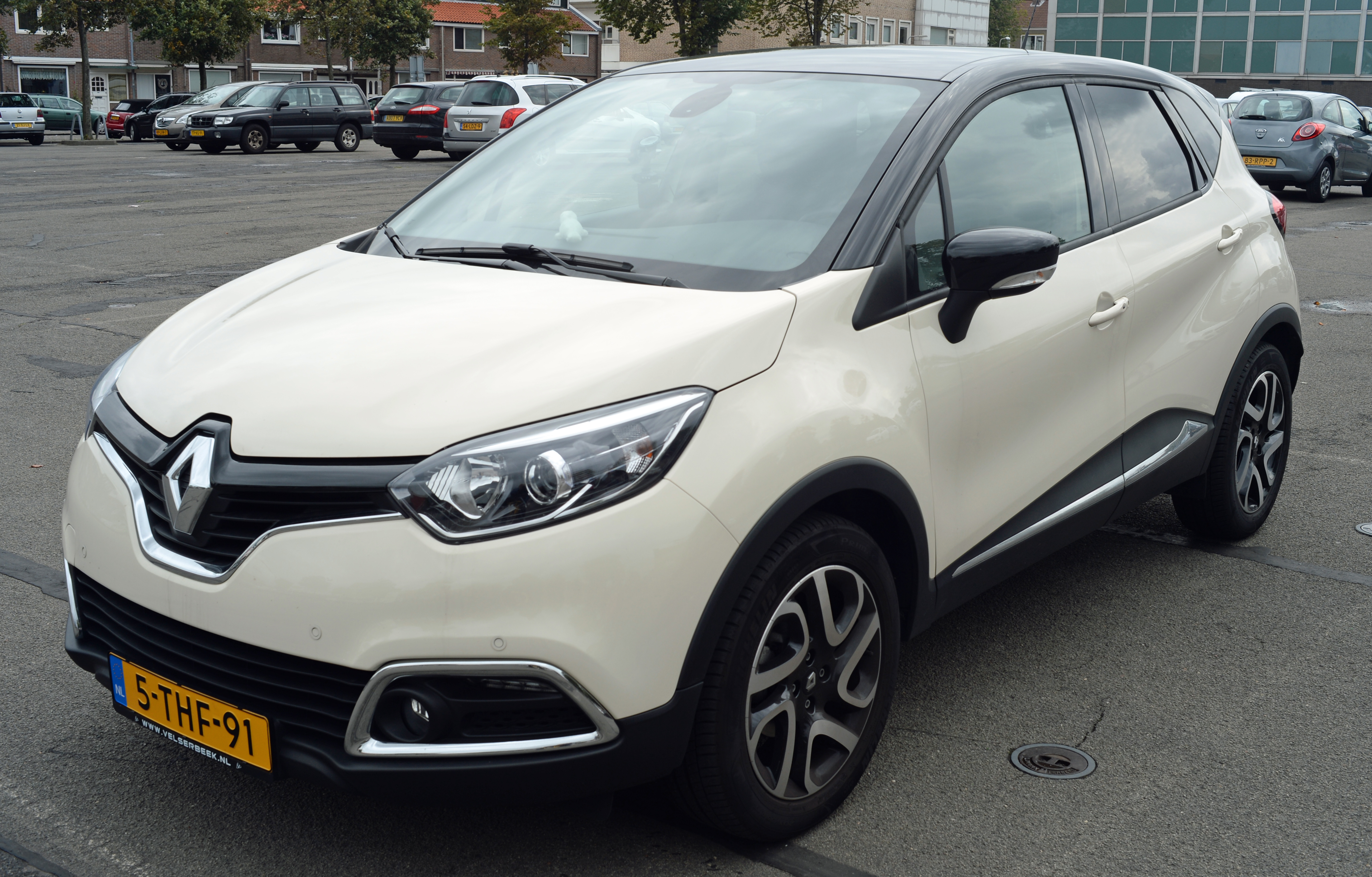 Consequent Gehakt bevestig alstublieft Renault Captur - Wikipedia