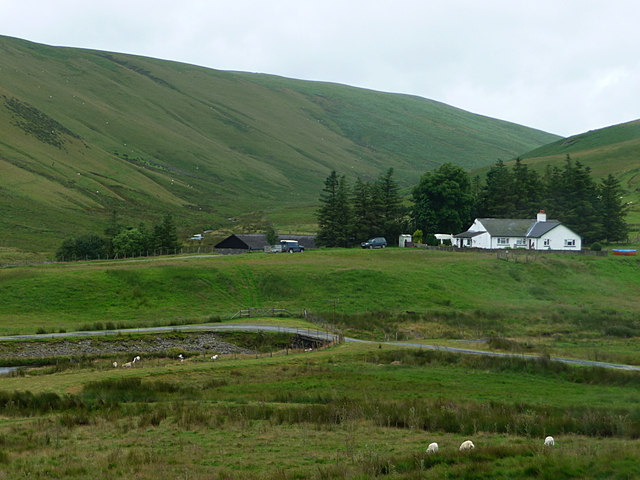 File:Aber Glanhirin - geograph.org.uk - 1521652.jpg