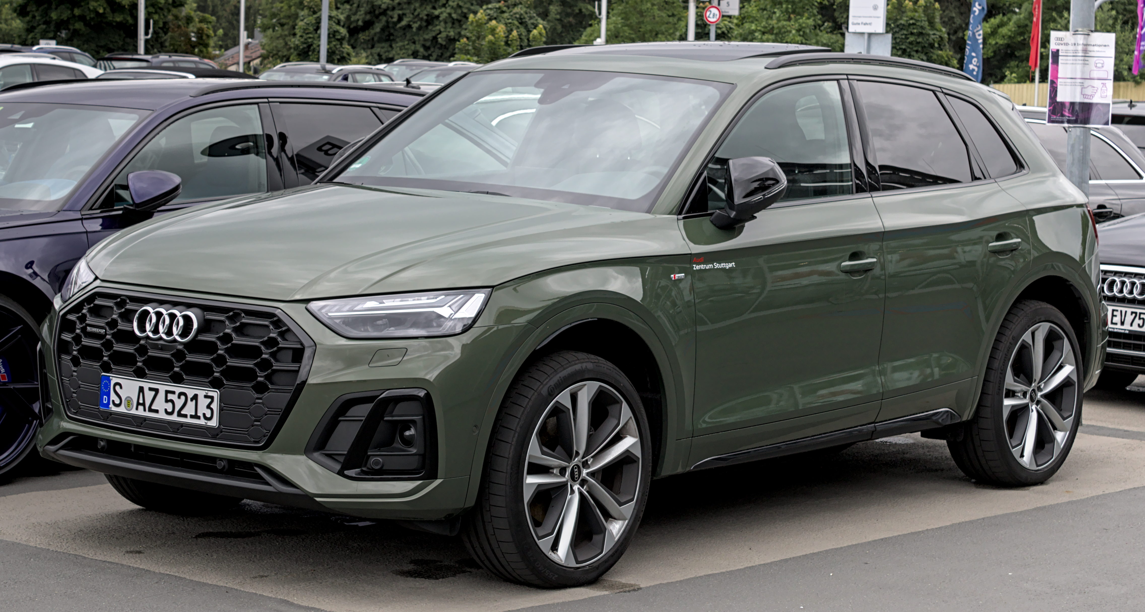 https://upload.wikimedia.org/wikipedia/commons/2/24/Audi_Q5_FY_Facelift_IMG_IMG_5014.jpg