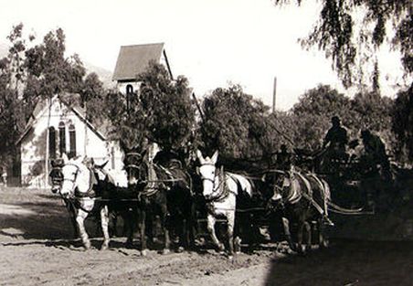 File:Central Ave Sierra Madre CA 1904-Old North Church .jpg