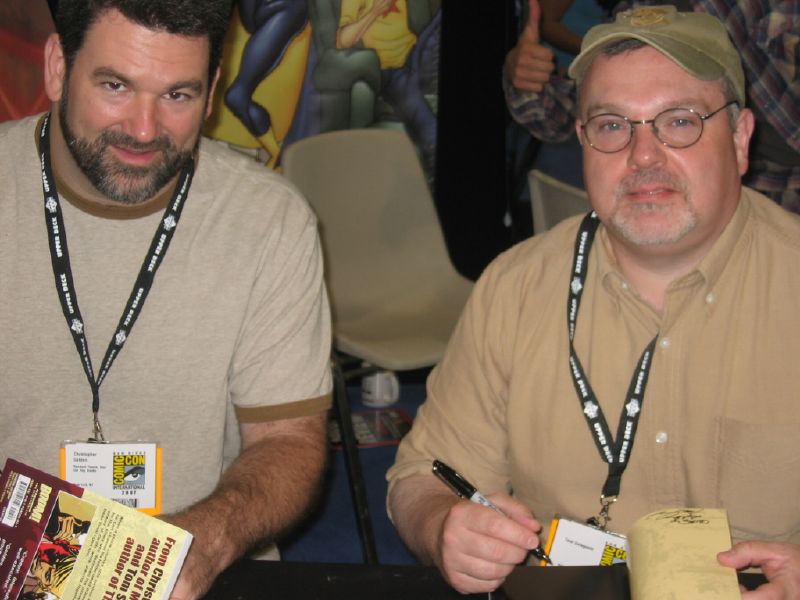 Christopher Golden e Tom Sniegoski na Comic Con Internacional em 2006.