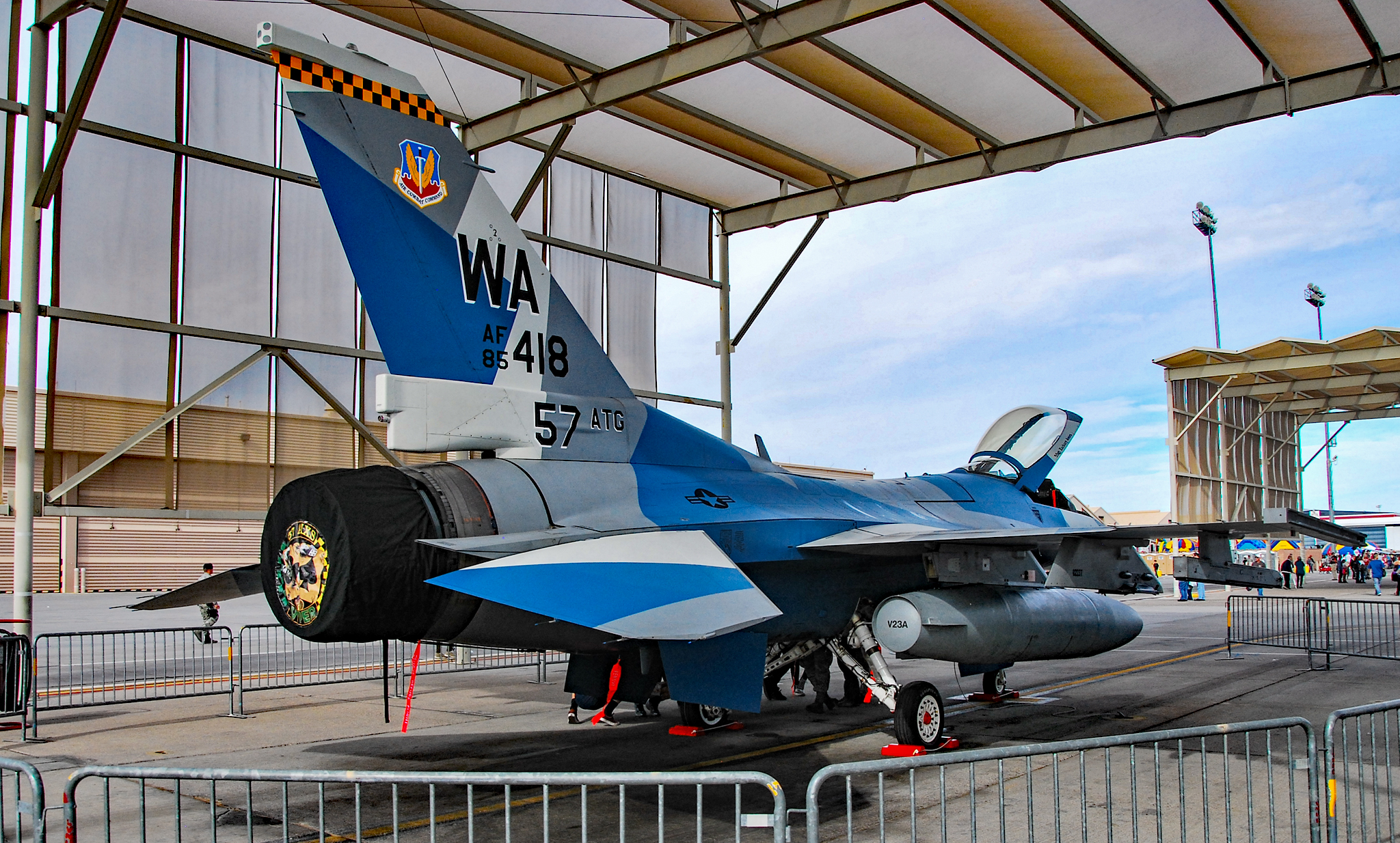 File:General Dynamics F-16C 85-0418 57th Adversary Tactics Group