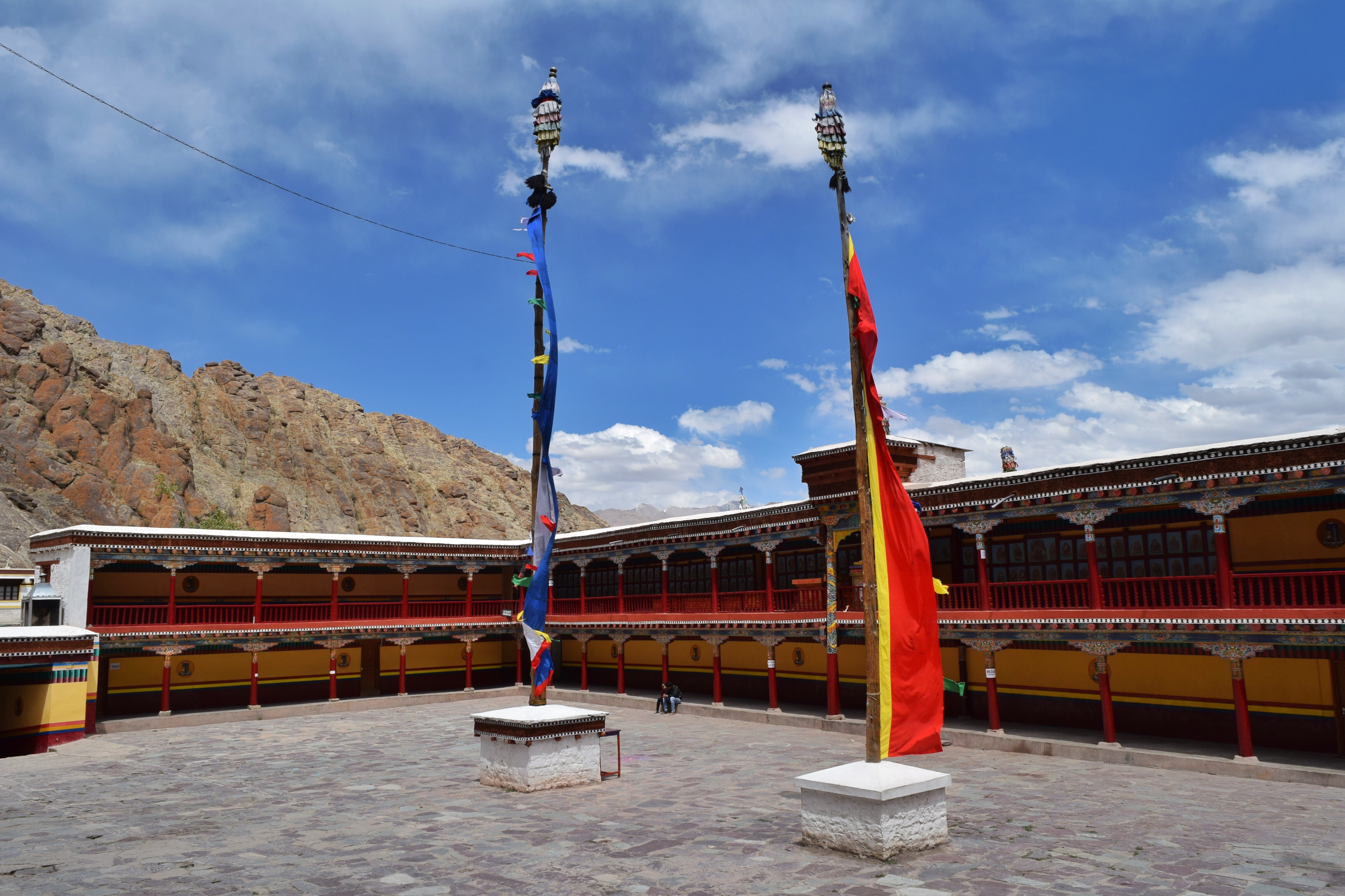 Монастырь Дрепунг Тибет. Монастырь в скале. Ладакх. Hemis TDAU. Hemis UZSWLU.