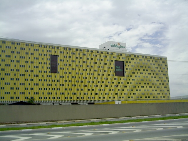 File:Holiday Inn ¹²³.jpg