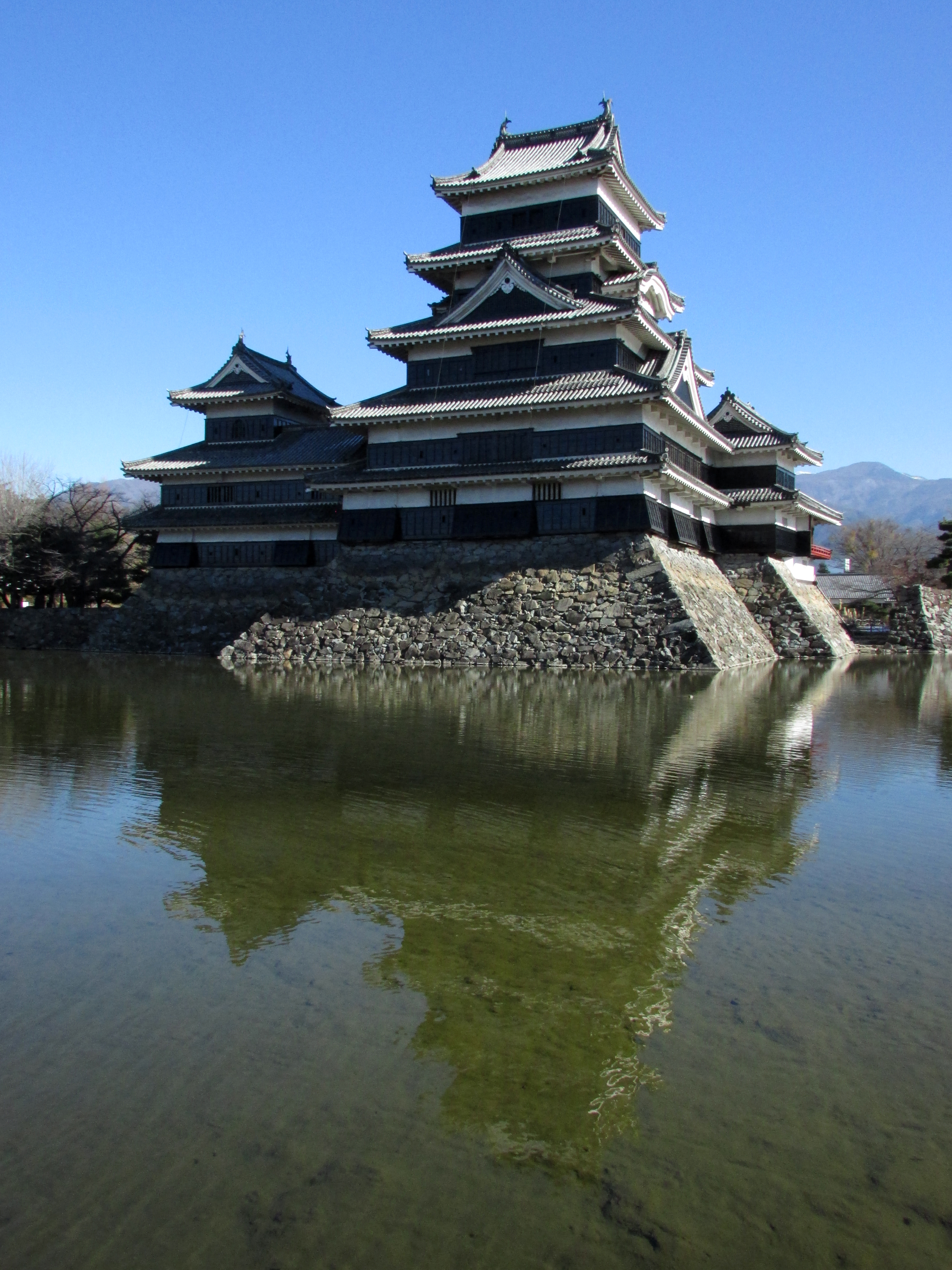 File Matsumoto Castle 松本城 Matsumotojō Jpg Wikimedia Commons