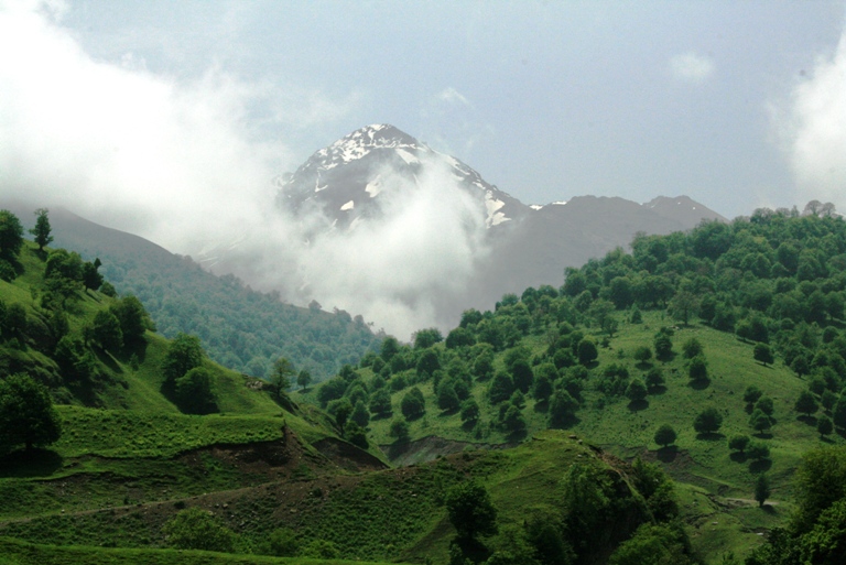 کوه مورو در قفقاز در کشور آذربایجان