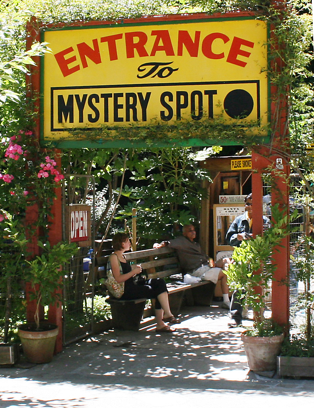 Mystery Spot - Wikipedia