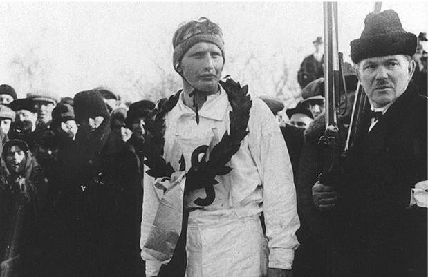 Bestand:Per-Erik Hedlund in St Moritz 1928.jpg