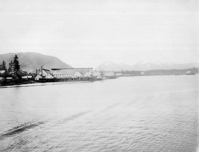 File:Petersburg waterfront showing the cannery buildings of the Pacific Coast and Norway Packing Co, Petersburg, ca 1914 (CURTIS 1933).jpeg