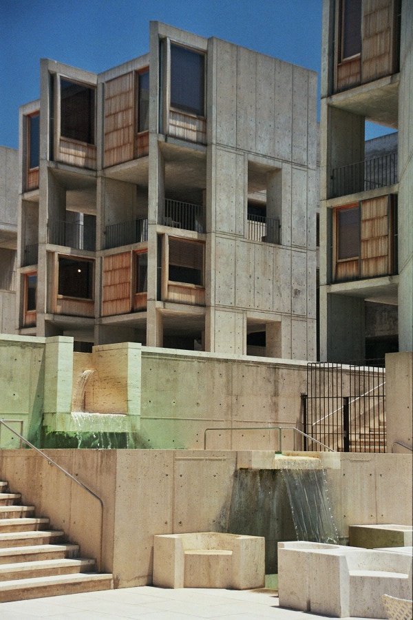 Salk Institute for Biological Studies - Wikipedia