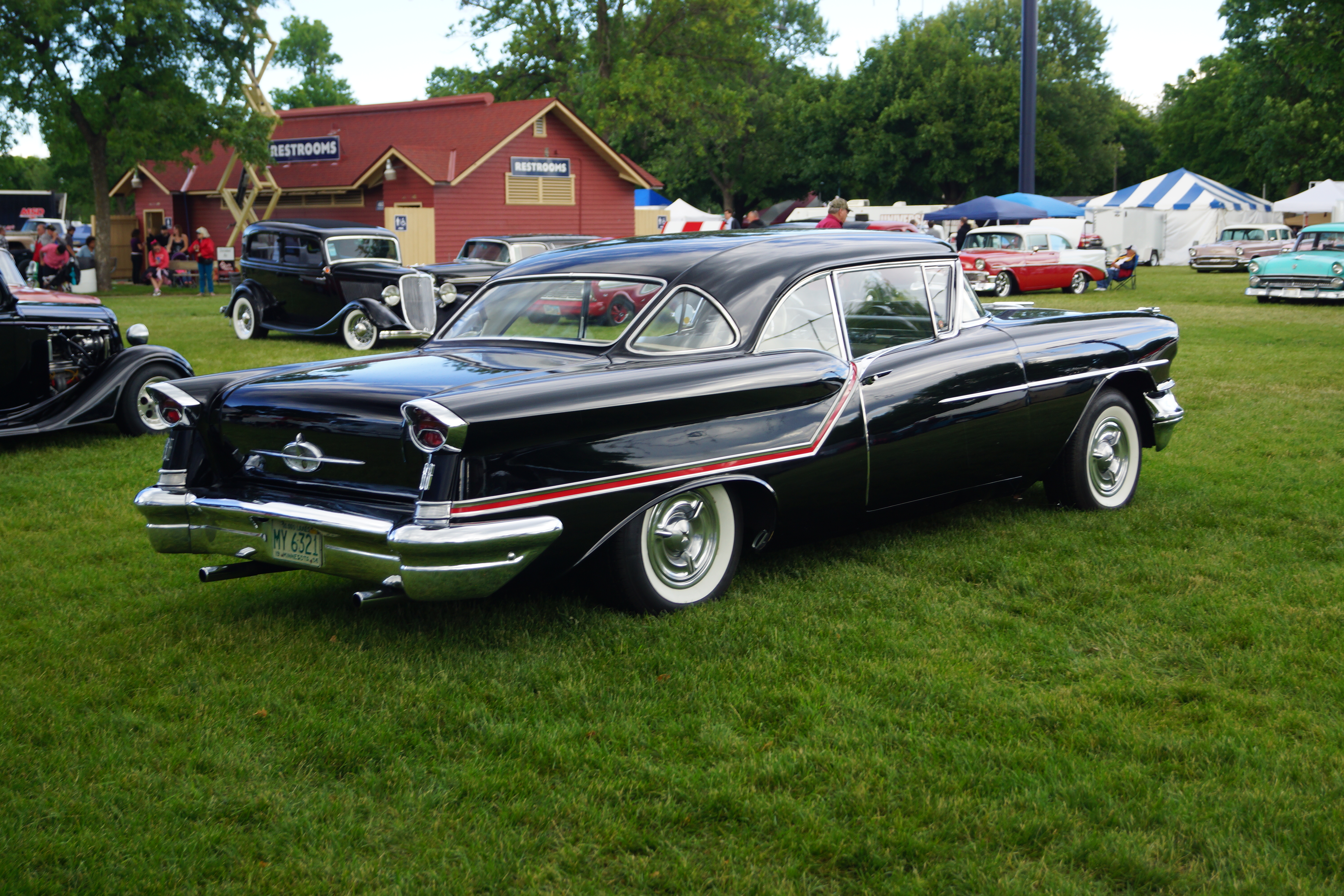 Oldsmobile f 88