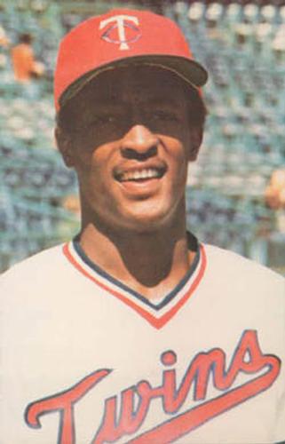 File:1978 Minnesota Twins Postcards Hosken Powell.jpg