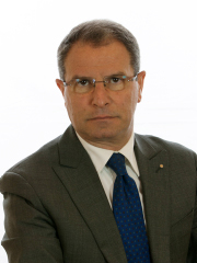 File:Antonio Scavone datisenato 2013.jpg