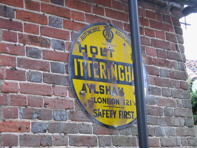 File:Automobile Association Sign, Itteringham - geograph.org.uk - 205581.jpg