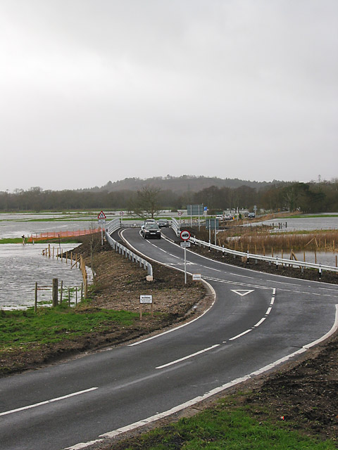 File Avon Causeway Bridge mark 2 geograph 301827.jpg