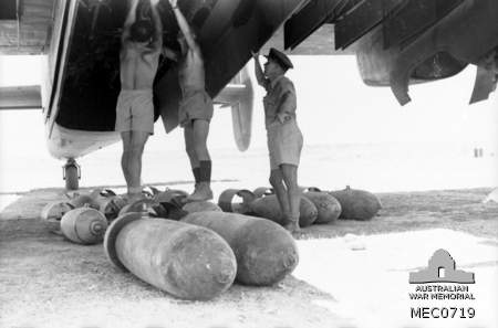 File:Bombing up 462 Squadron RAAF Halifax Libya AWM MEC0719.jpg