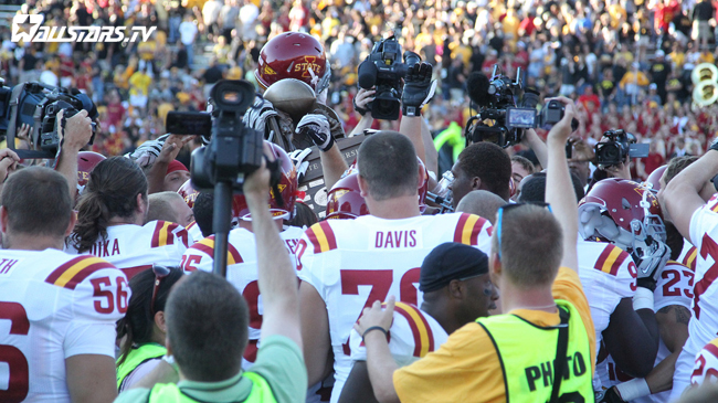 File:Cyclones Raise the Trophy (7976851562).jpg