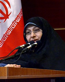 File:Enise Khazali 2014.jpg