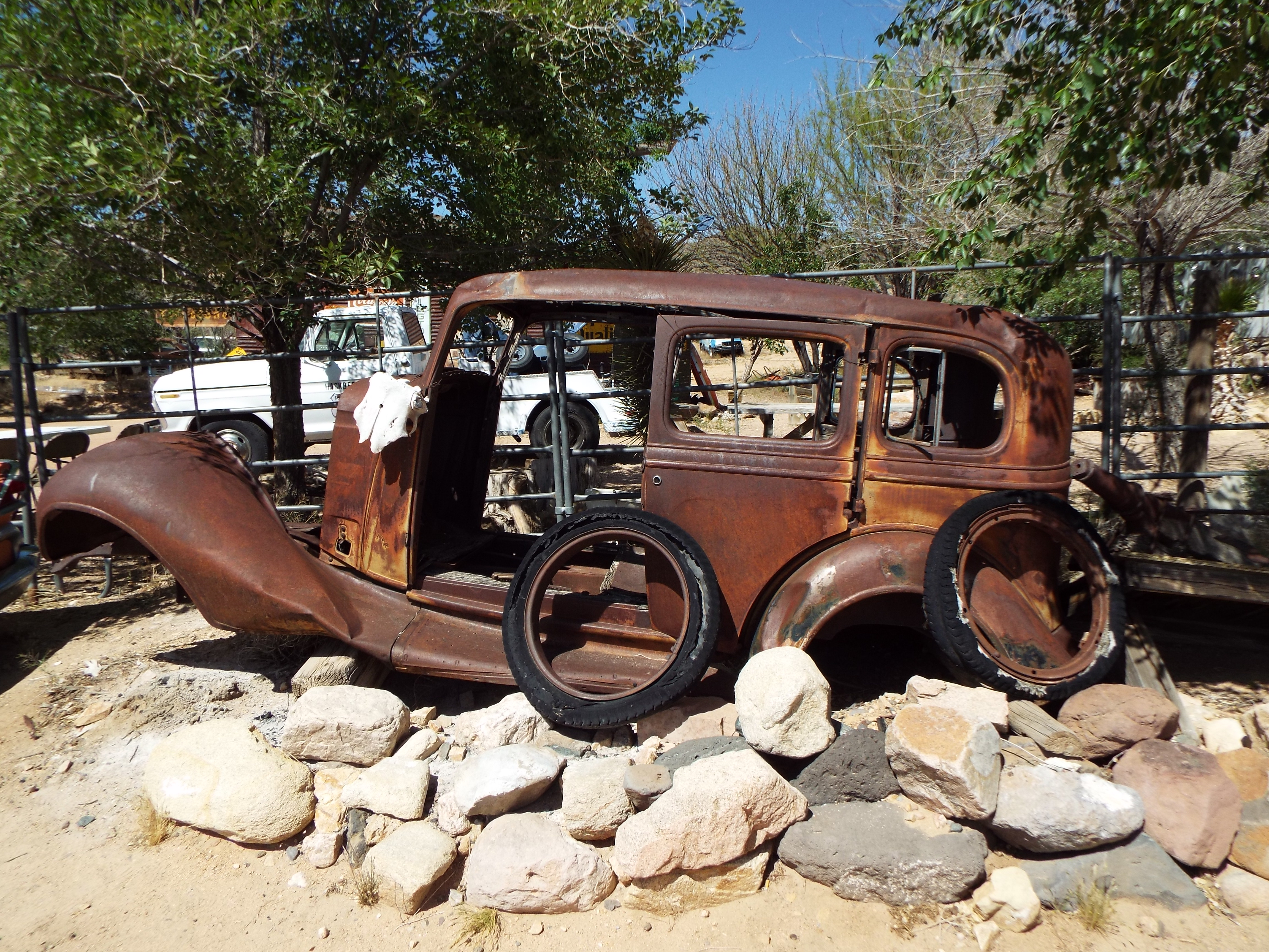 the real bonnie and clyde car