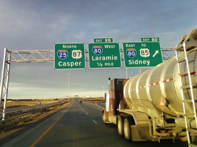 File:I-25NBExit8DWY.JPG