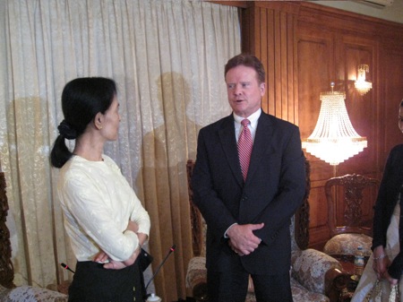 File:Jim Webb with Aung San Suu Kyi.jpg