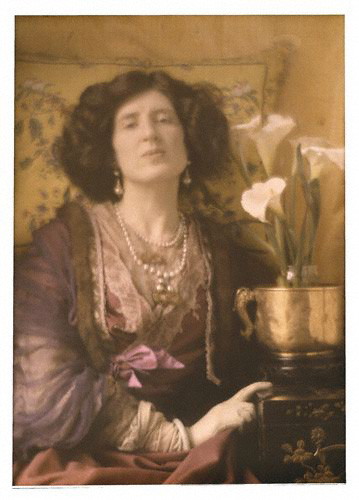 File:Lady Ottoline Morrell 1907.jpg