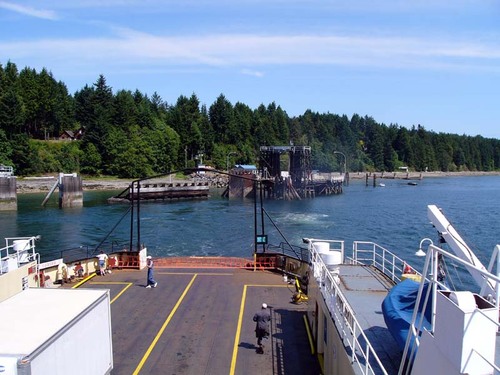 File:Leaving Denman Island.jpg