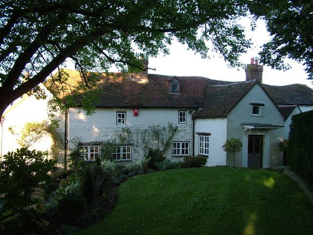 File:Leyhill, South Hills, Brill - geograph.org.uk - 731997.jpg