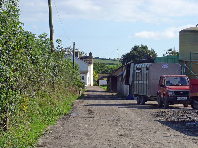 File:Llwyngwydd, Llanboidy - geograph.org.uk - 961870.jpg