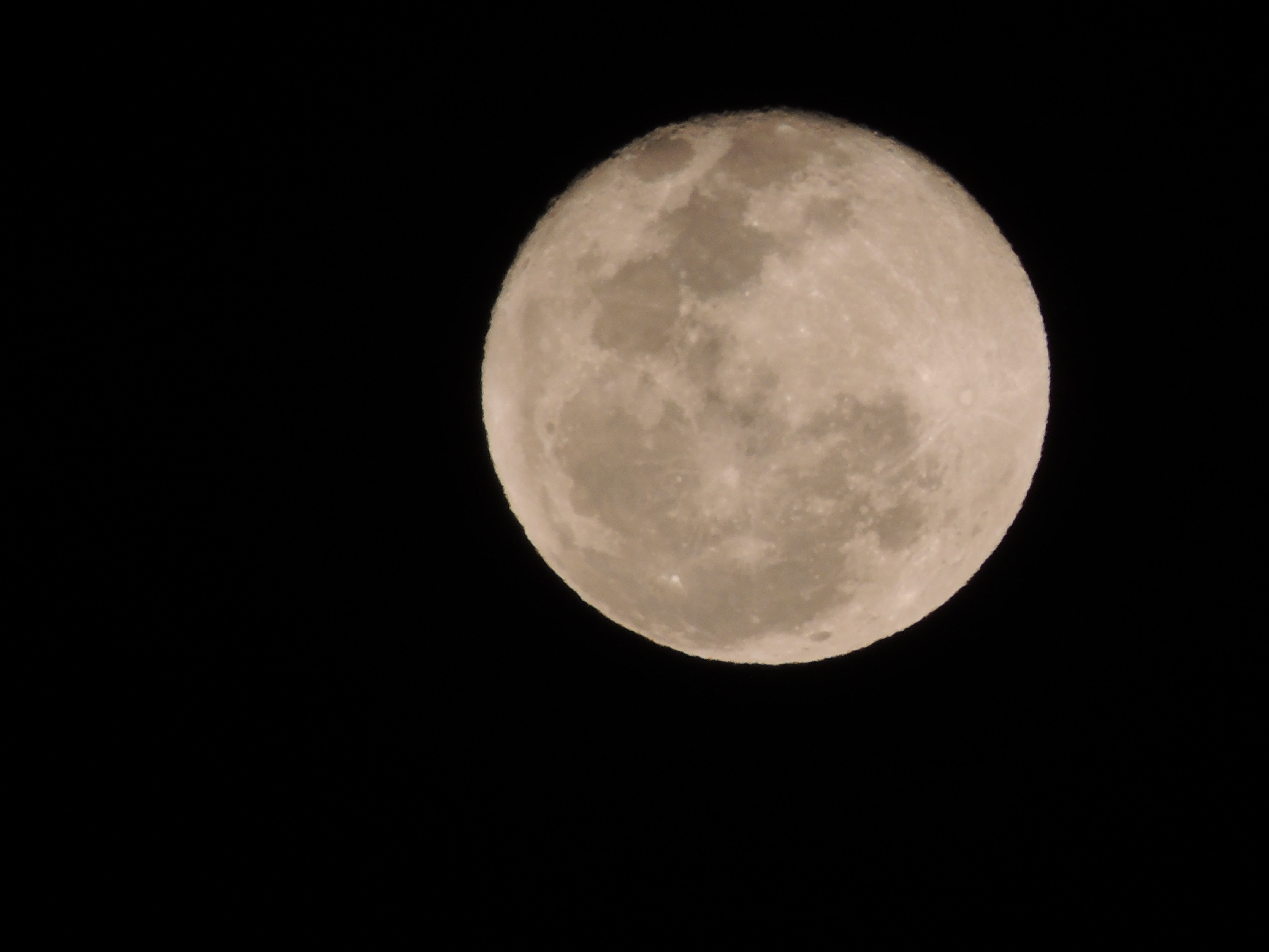 File:Moon, 03-06-2015 San José, Costa Rica 2.JPG - Wikimedia Commons