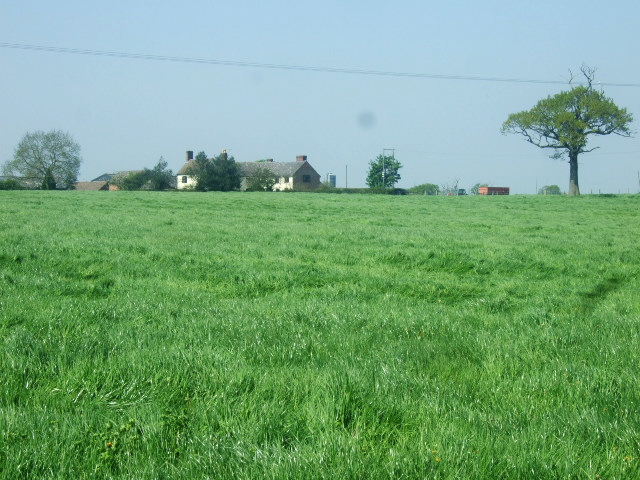 File:Oldfields Farm - geograph.org.uk - 793880.jpg