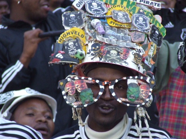 File Orlando Pirates Fans 9 Jpg Wikimedia Commons