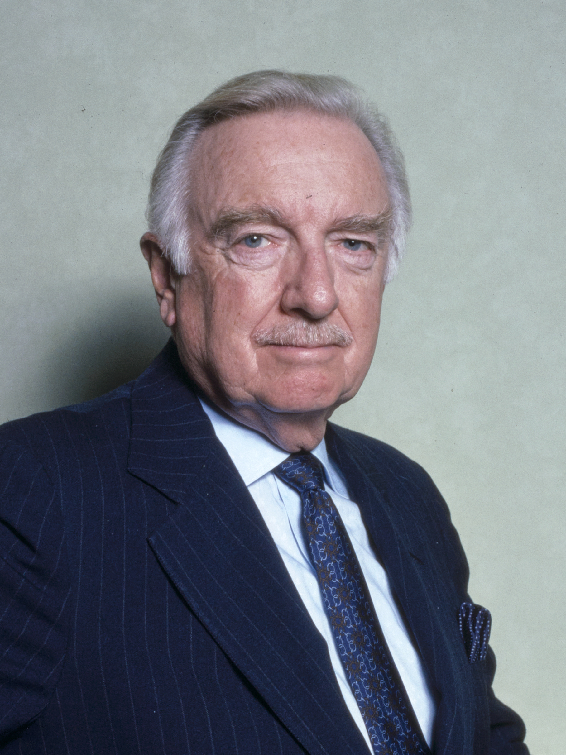 Walter Cronkite - Wikipedia