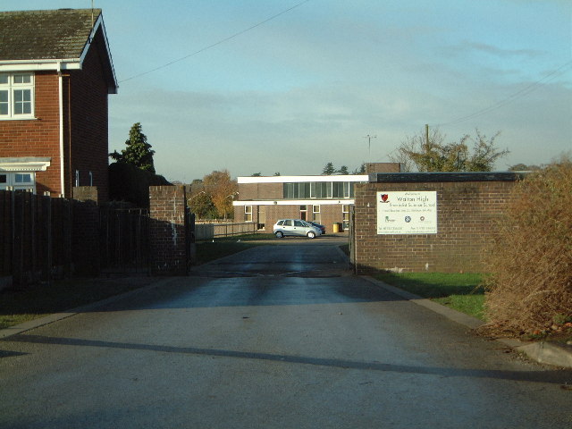 File:Walton High School - geograph.org.uk - 85188.jpg