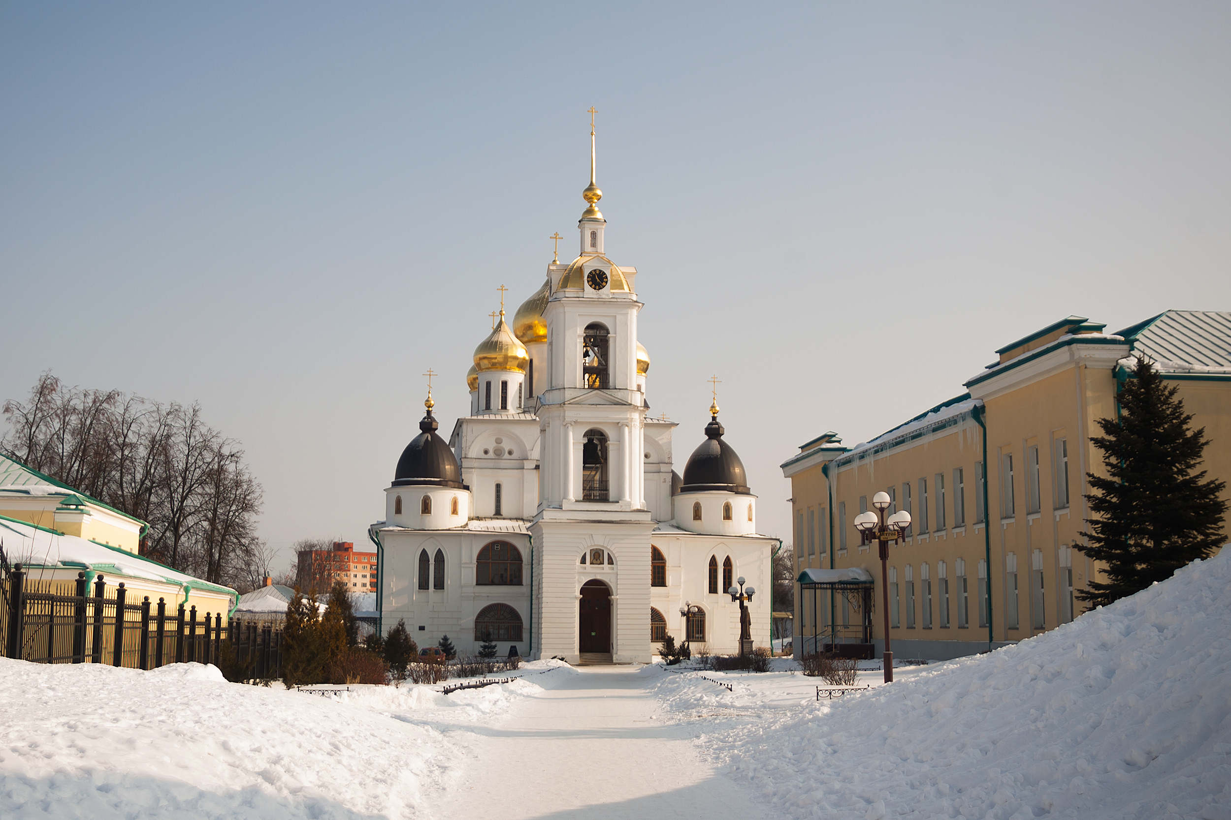 Россия московская область дмитров. Дмитровский Кремль (музей-заповедник). Музей-заповедник Дмитровский Кремль Дмитров зима. Дмитров Кремль зимой.