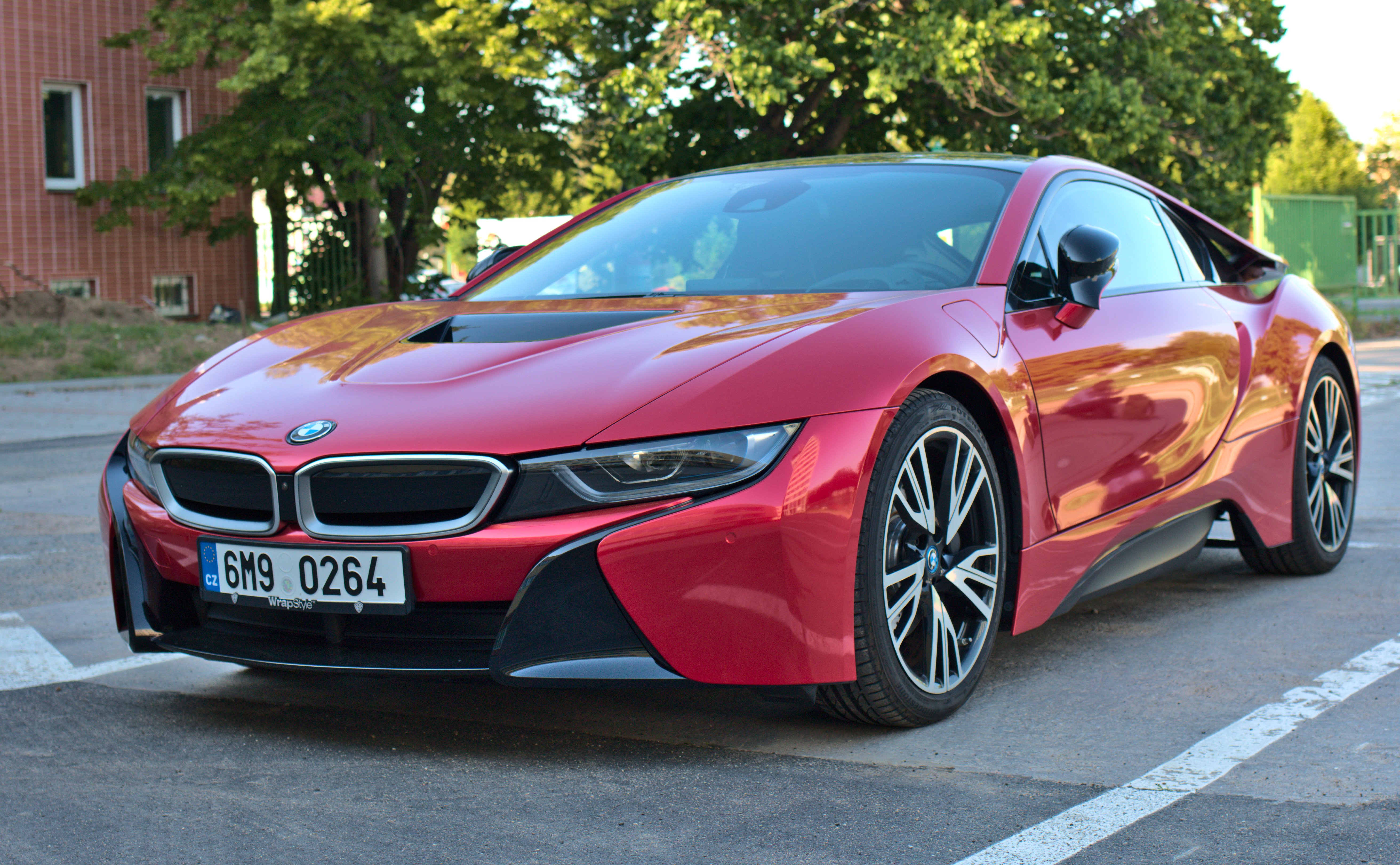 BMW i8 - Wikipedia