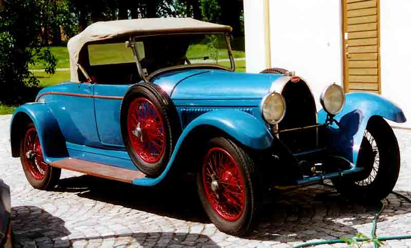 File:Bugatti Typ 44 Roadster 1927.jpg