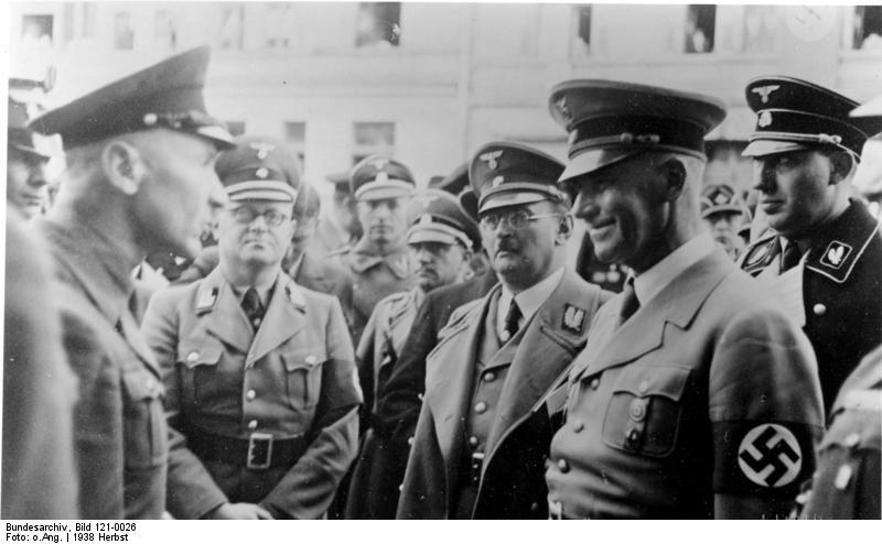 File:Bundesarchiv Bild 121-0026, Sudetenland, Besuch Wilhelm Frick.jpg