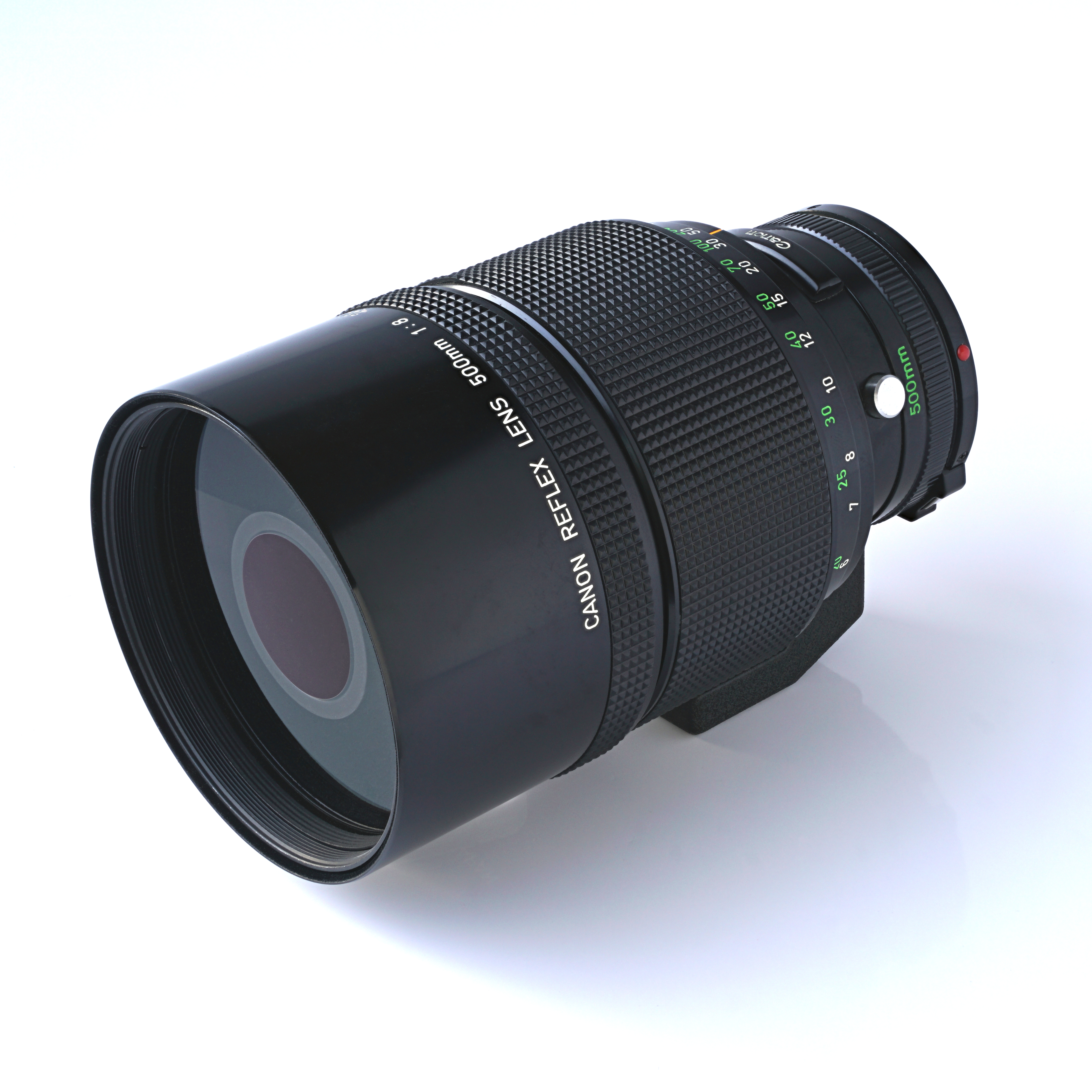 File:Canon FD 500mm f-8.0 reflex lens.jpg - Wikimedia Commons