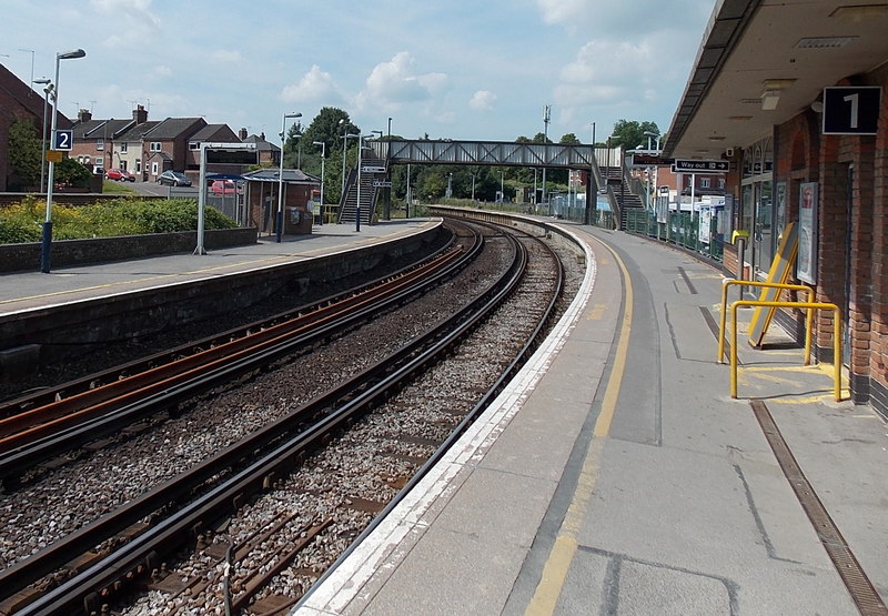 File:Dorchester South railway station - geograph.org.uk - 4583987.jpg