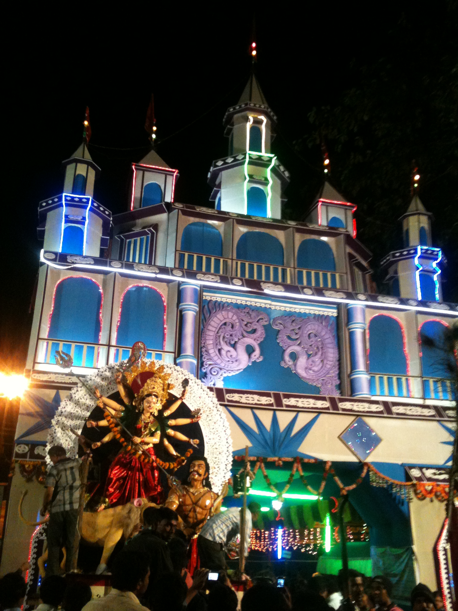 File:Durga Puja Pandal.JPG - Wikimedia Commons