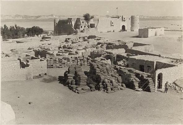 Kala'at el Nakhl fort (1916)